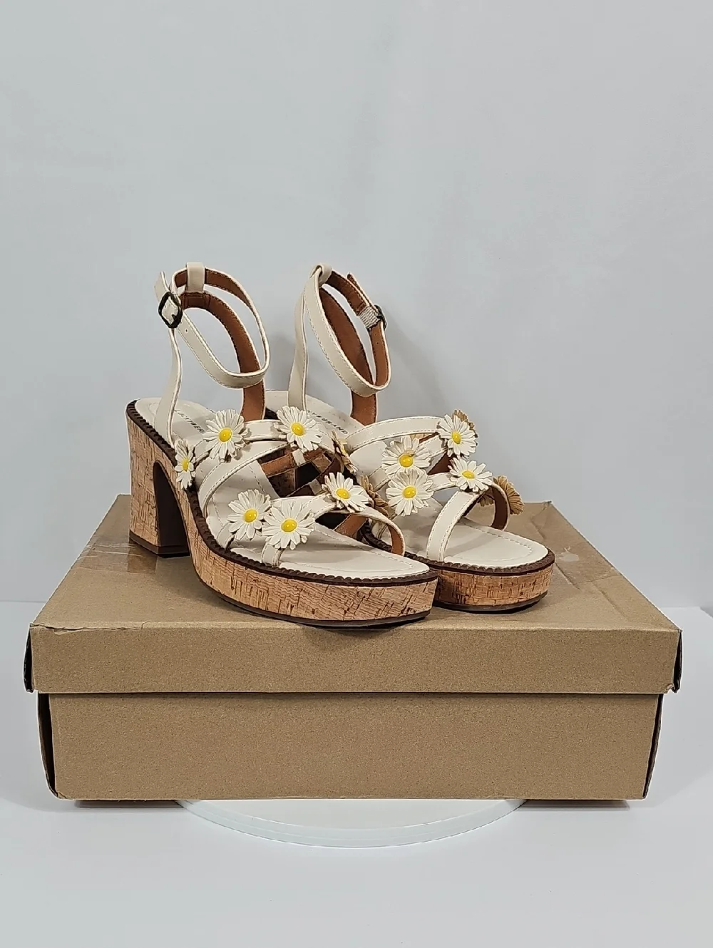 NIB Lucky Brand Taiza Daisy Floral Platform Sandals Cork Block Heel Cream 11